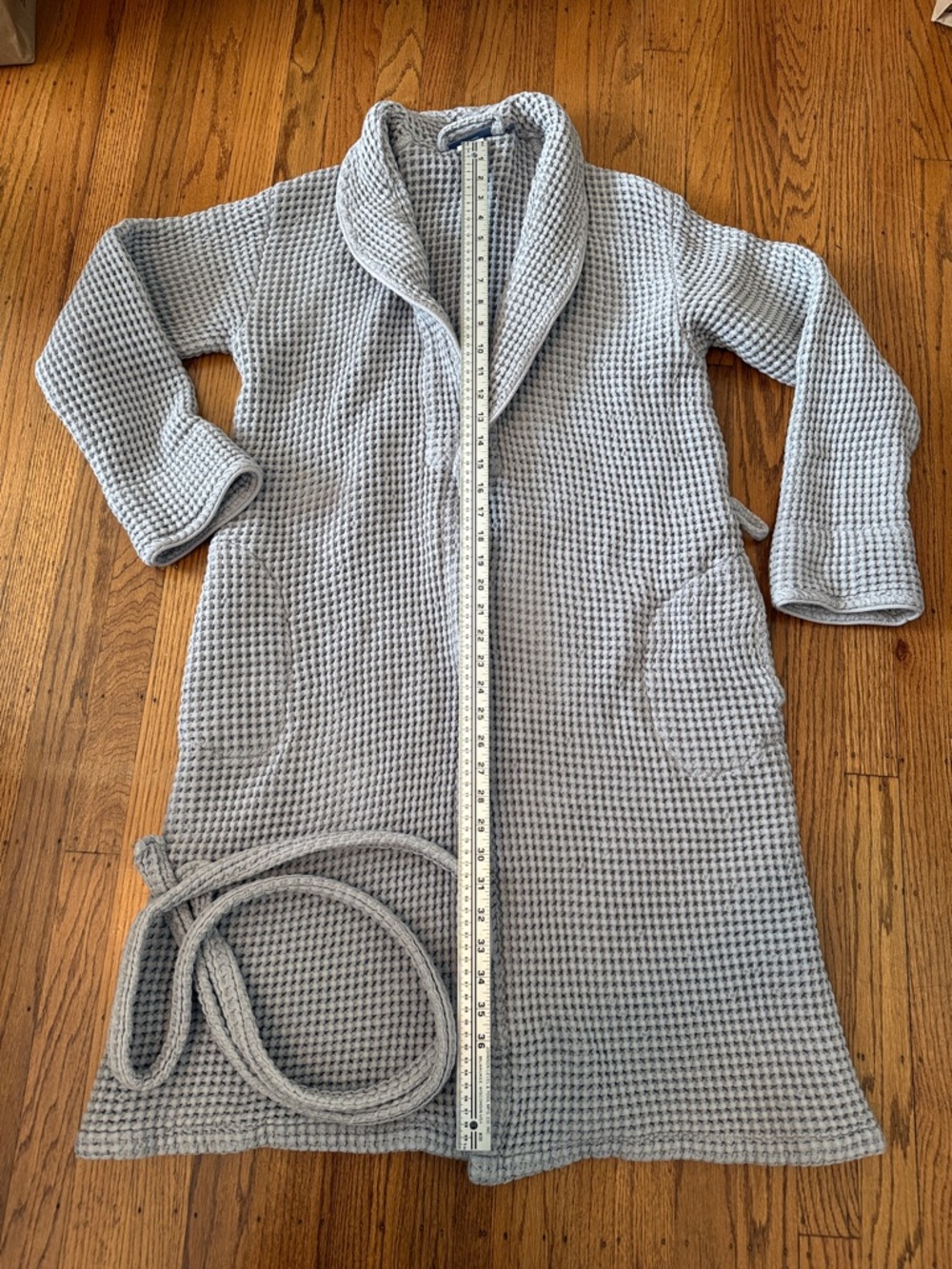 Brooklinen Gray Waffle Knit Robe L - Picture 5 of 12